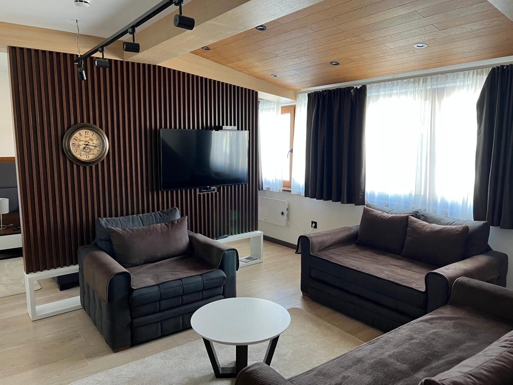 Family Apartmans Harry- Apartmans Of The Apart Hotel & Spa Zoned, Kopaonik - Special Benefit, Children Up To 13 Years Of Age Accompanied By Two Adults Stay For Free-Parking-Breakfast-Pool&Spa Exterior photo