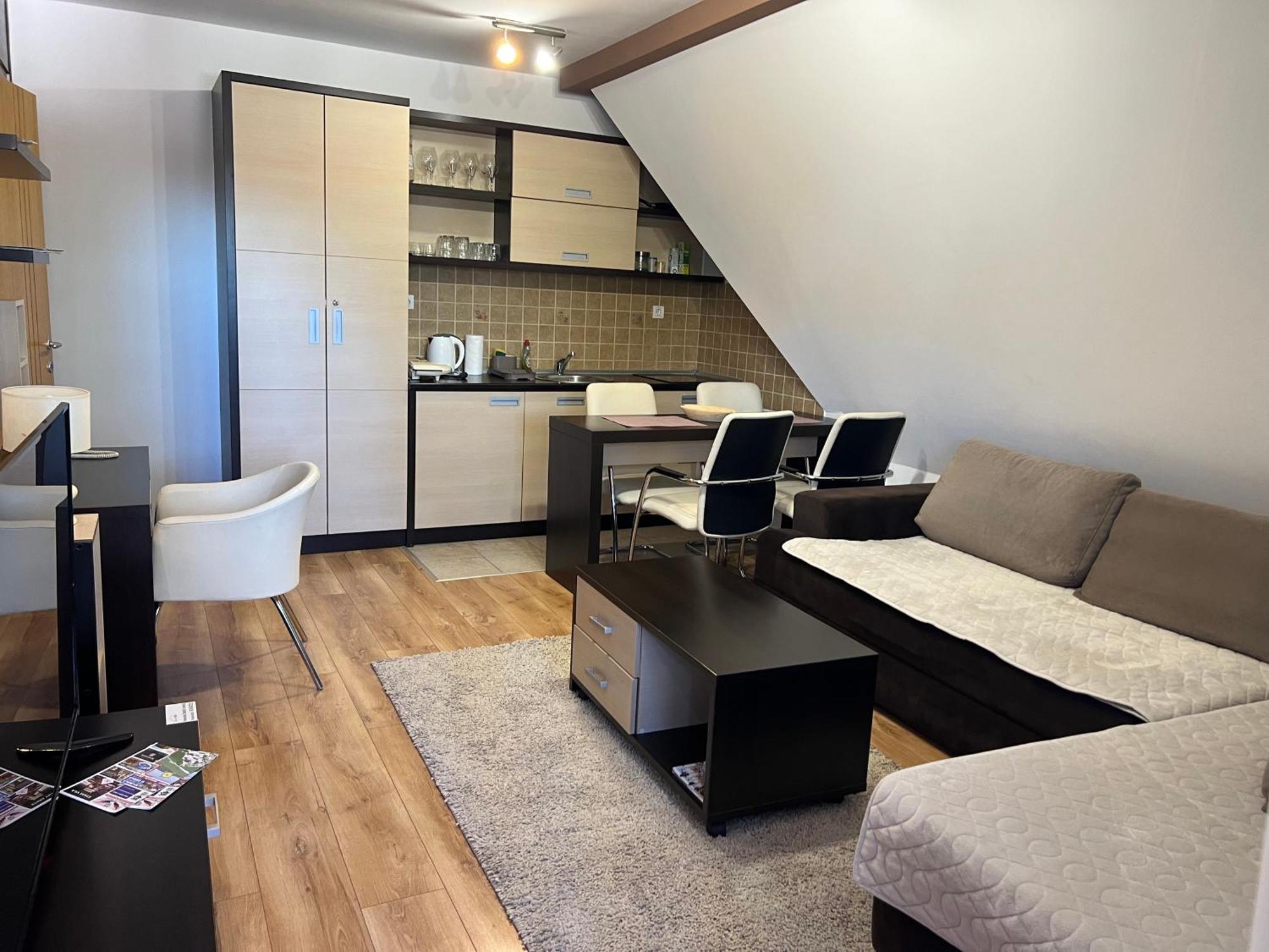 Family Apartmans Harry- Apartmans Of The Apart Hotel & Spa Zoned, Kopaonik - Special Benefit, Children Up To 13 Years Of Age Accompanied By Two Adults Stay For Free-Parking-Breakfast-Pool&Spa Exterior photo